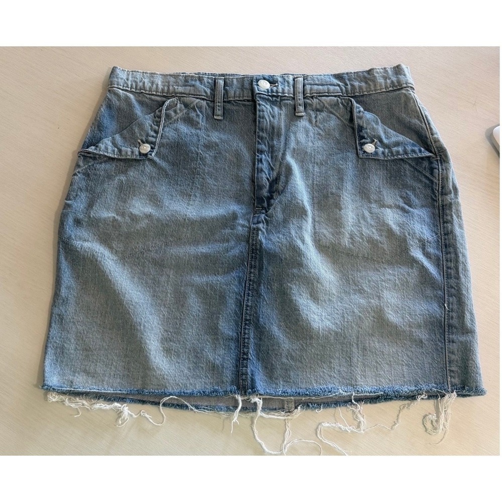 Gap Denim Skirt Size 16/33 Light Wash Raw Hem Mini Utility Pockets 99% Cotton